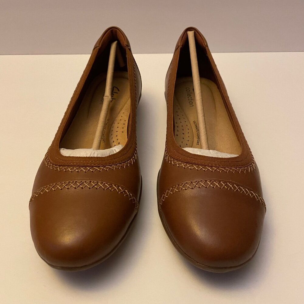 NIB, Clarks leather ballet flats, color: caramel, size: 8